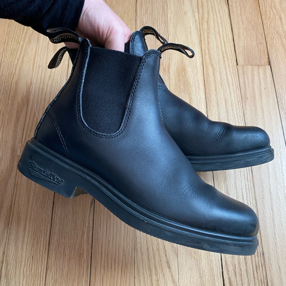 Blundstones boots, black, size 7